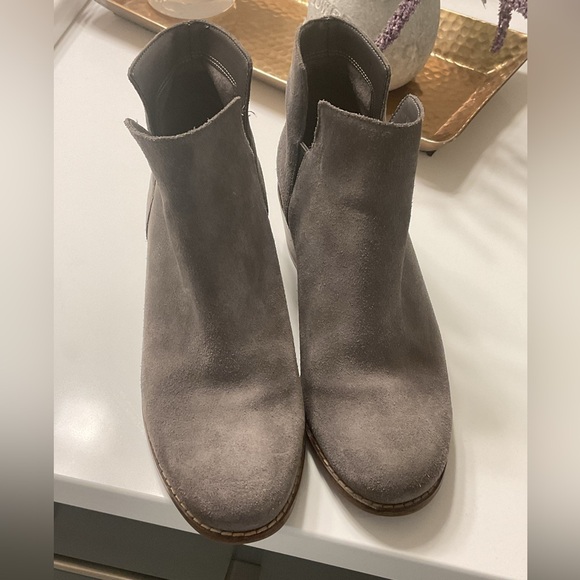 COLE HAAN Grand OS Signature Grey Suede Ankle Bootie - Picture 6 of 7